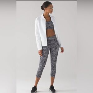 Lululemon Daisy Dust Alpine White Black / Black leggings